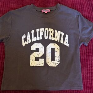 Edikted California crop tee